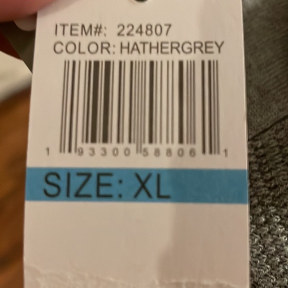 Woman - Picture 5 of 5